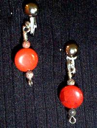 necklace, earrings, sardonyx, agate, carnelian, peitersite, jet beads, silvertone, magnetic closure